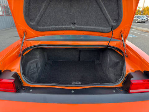 2012 Dodge Challenger R/T Plus