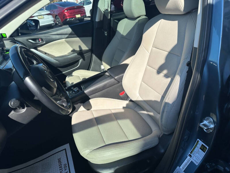 2016 Mazda MAZDA6 i Touring