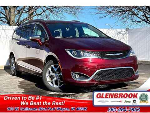 2017 Chrysler Pacifica for sale at Glenbrook Dodge Chrysler Jeep Ram and Fiat in Fort Wayne IN