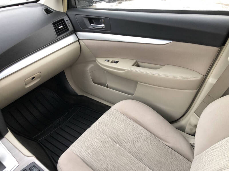 2014 Subaru Outback 2.5i Premium