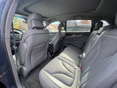 2019 Lincoln Nautilus Reserve