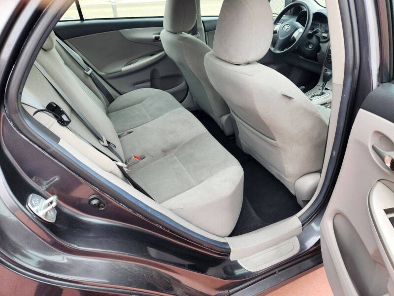 2013 Toyota Corolla LE