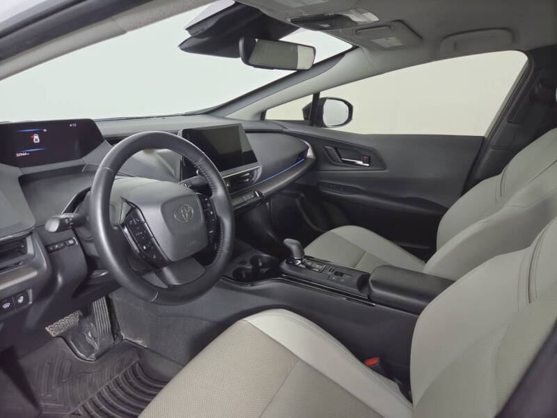 2023 Toyota Prius XLE
