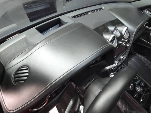 2020 Bentley Bentayga Hybrid