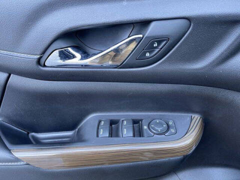2023 GMC Acadia