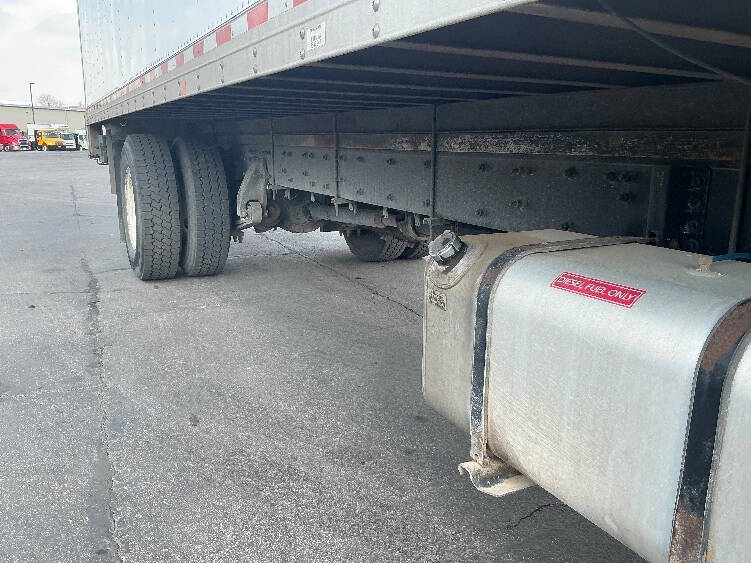 2017 Freightliner M2 106