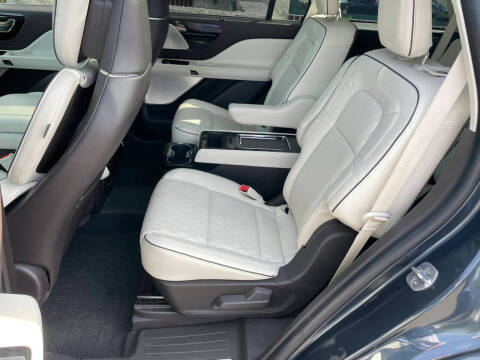 2022 Lincoln Aviator Black Label