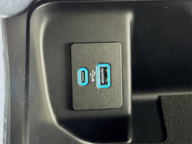 2022 Ford F-150 Lightning Pro