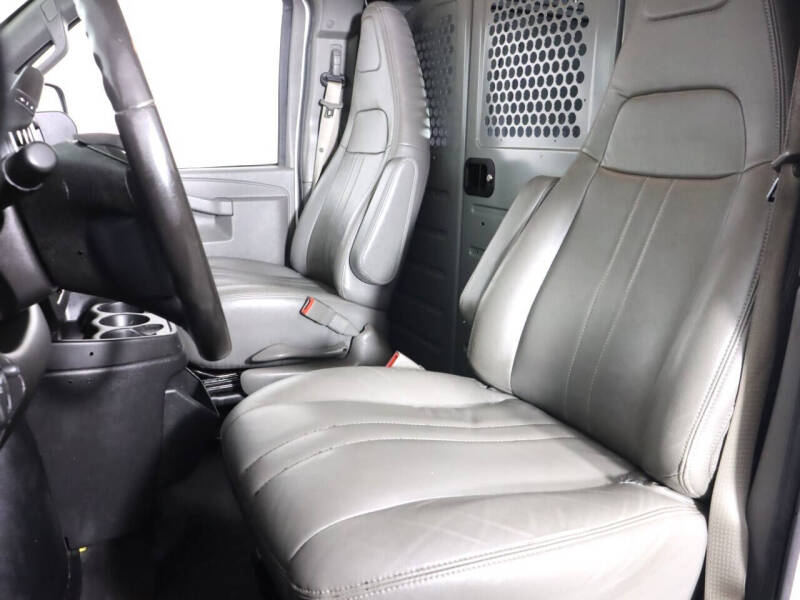 2019 Chevrolet Express 2500