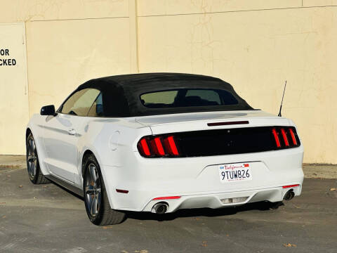2015 Ford Mustang V6