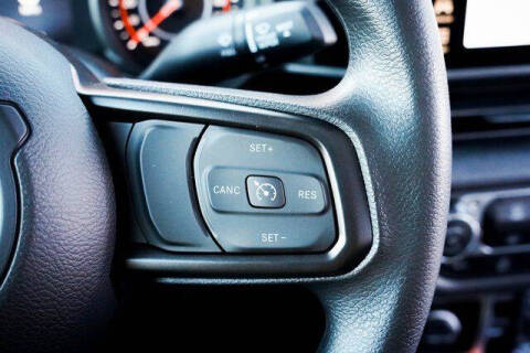 2025 Jeep Gladiator NightHawk