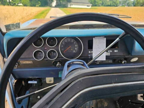 1973 Dodge D100 Pickup