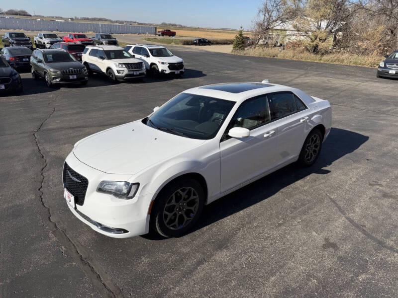 2018 Chrysler 300 S