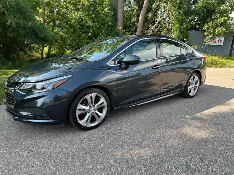 2018 Chevrolet Cruze for sale at Family Auto Sales llc in Fenton MI