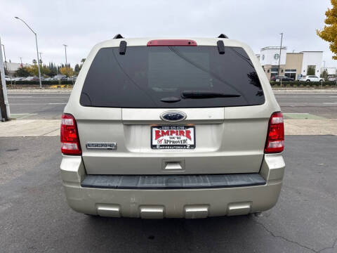 2011 Ford Escape XLT