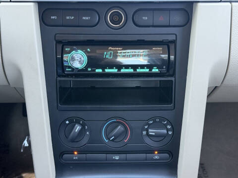 2007 Ford Mustang GT Deluxe