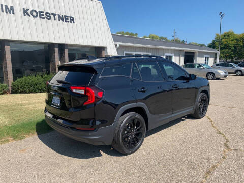 2022 GMC Terrain SLT