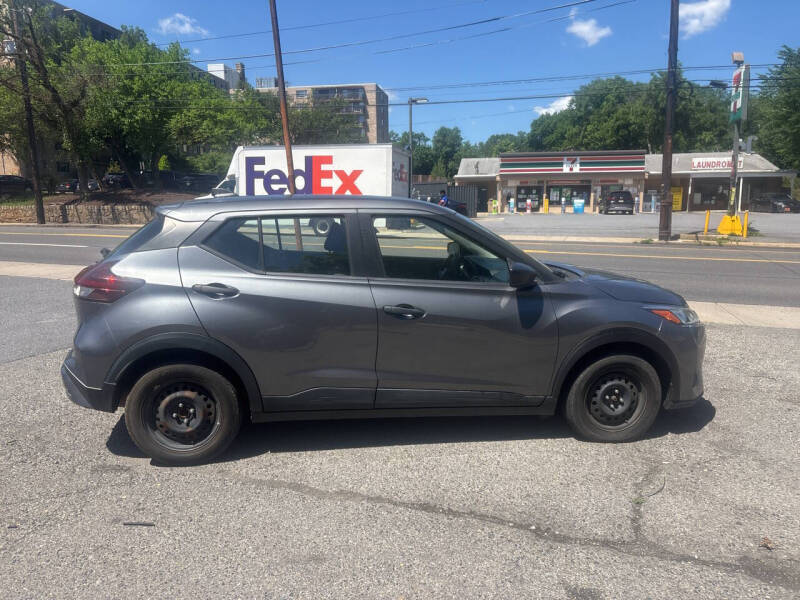 2021 Nissan Kicks S