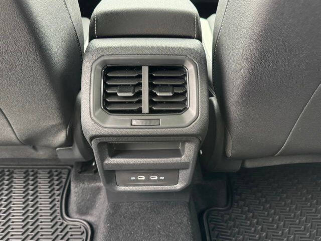 2026 Volkswagen Taos SEL 4Motion