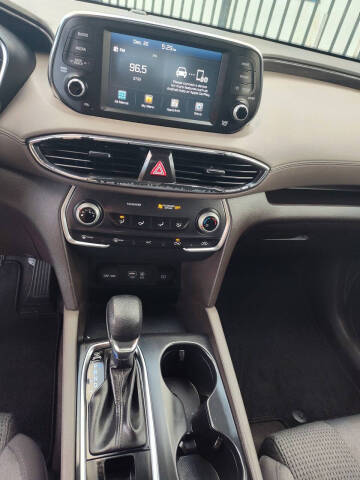 2020 Hyundai Santa Fe SE