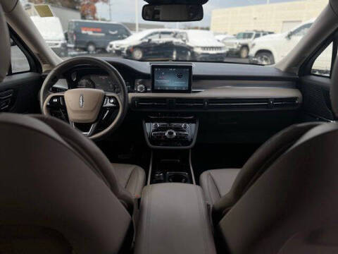 2022 Lincoln Corsair Standard