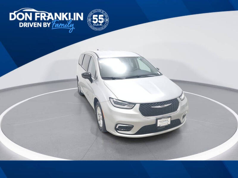 2024 Chrysler Pacifica Touring L