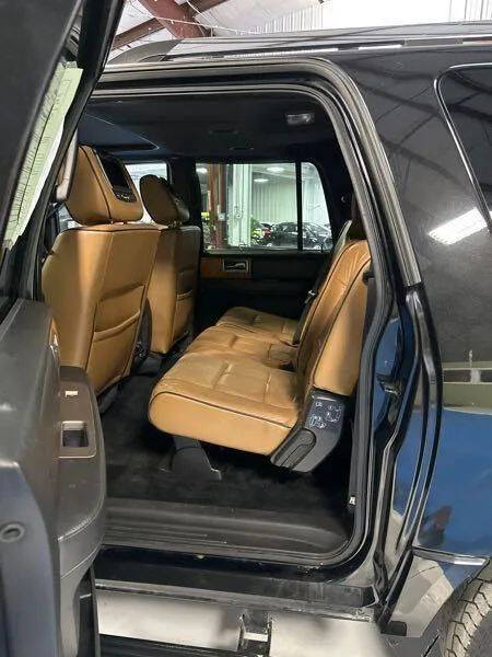 2011 Lincoln Navigator L