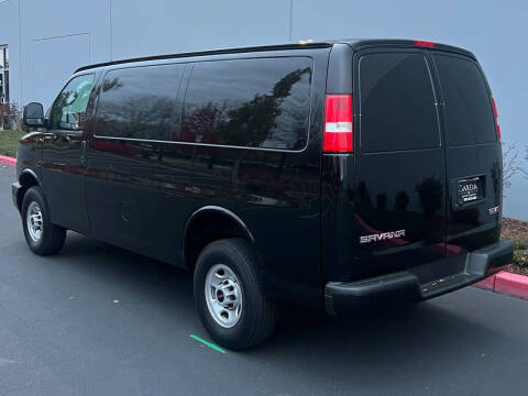 2023 GMC Savana 2500