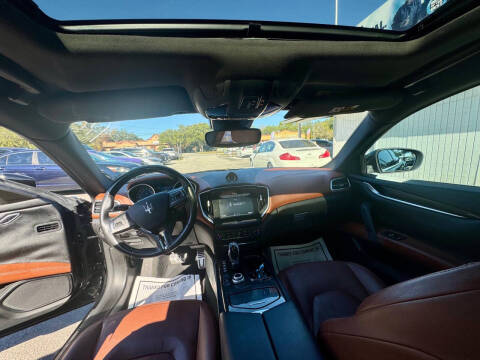 2017 Maserati Ghibli