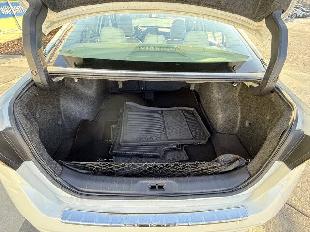 2021 Nissan Altima 2.5 Platinum