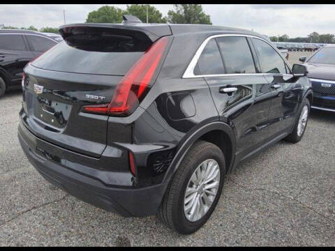 2024 Cadillac XT4 Luxury