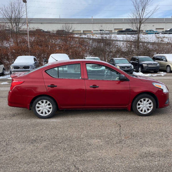 2015 Nissan Versa 1.6 S