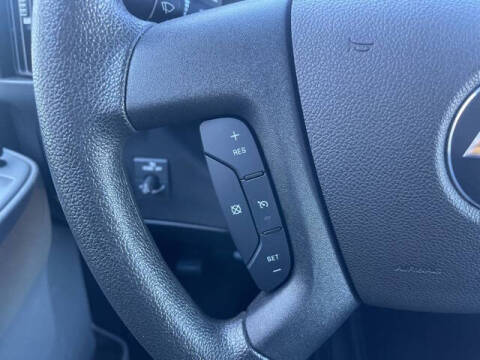 2022 Chevrolet Express LS 3500