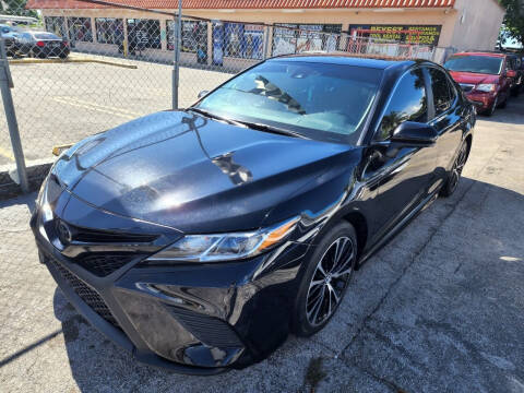 2019 Toyota Camry for sale at United Quest Auto Inc in Hialeah FL