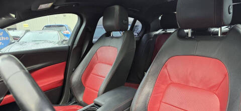 2017 Jaguar XE 35t R-Sport