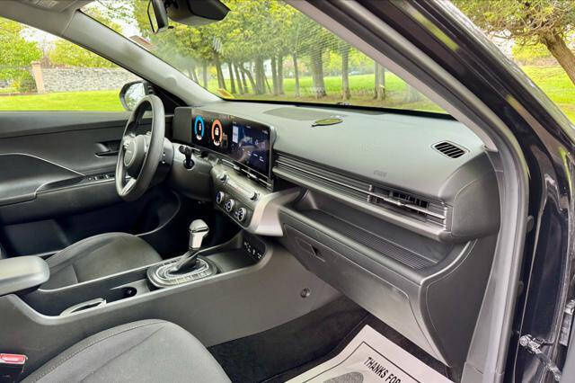 2024 Hyundai Kona SE