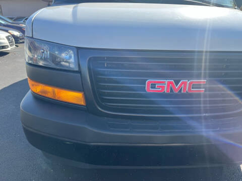 2019 GMC Savana 2500