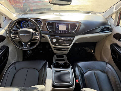 2018 Chrysler Pacifica Touring L Plus