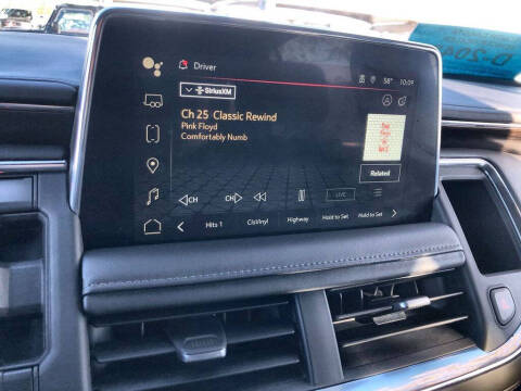 2023 GMC Yukon XL SLE