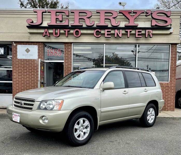 2001 Toyota Highlander for sale at JERRY'S AUTO CENTER in Bellmore NY