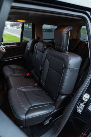 2015 Mercedes-Benz GL-Class GL 550 4MATIC