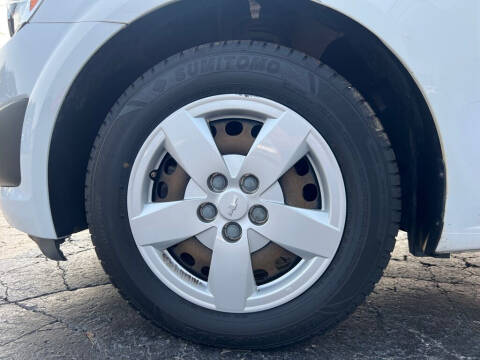 2016 Chevrolet Sonic LS Auto