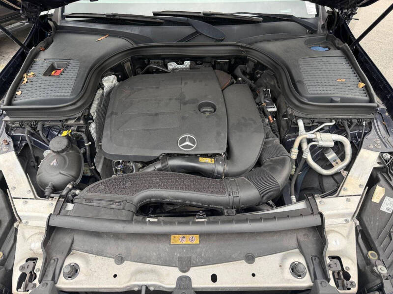 2021 Mercedes-Benz GLC GLC 300