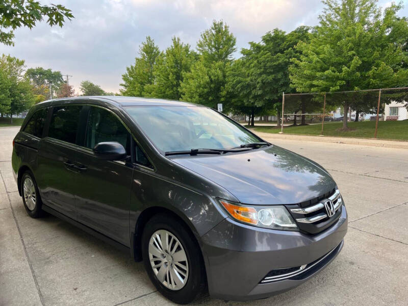 2014 Honda Odyssey LX's photo