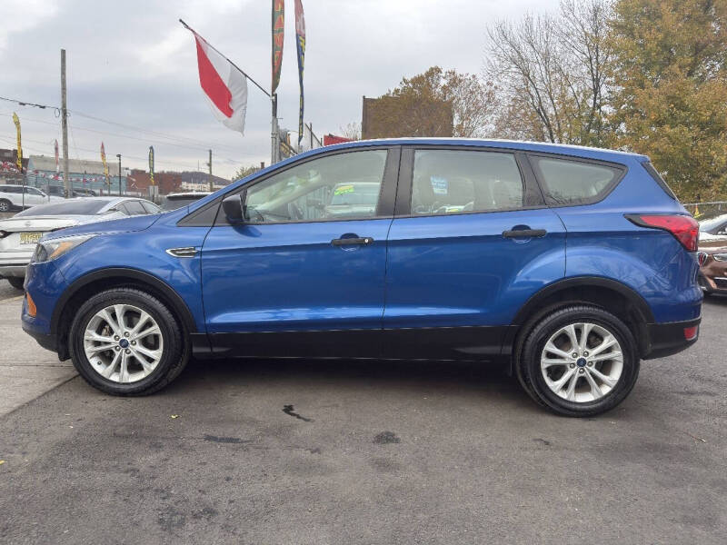 2019 Ford Escape S