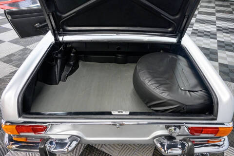 1970 Mercedes-Benz 280-Class