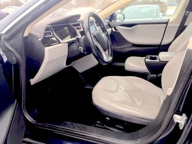 2013 Tesla Model S