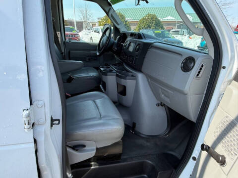 2013 Ford E-Series