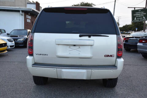 2010 GMC Yukon Denali