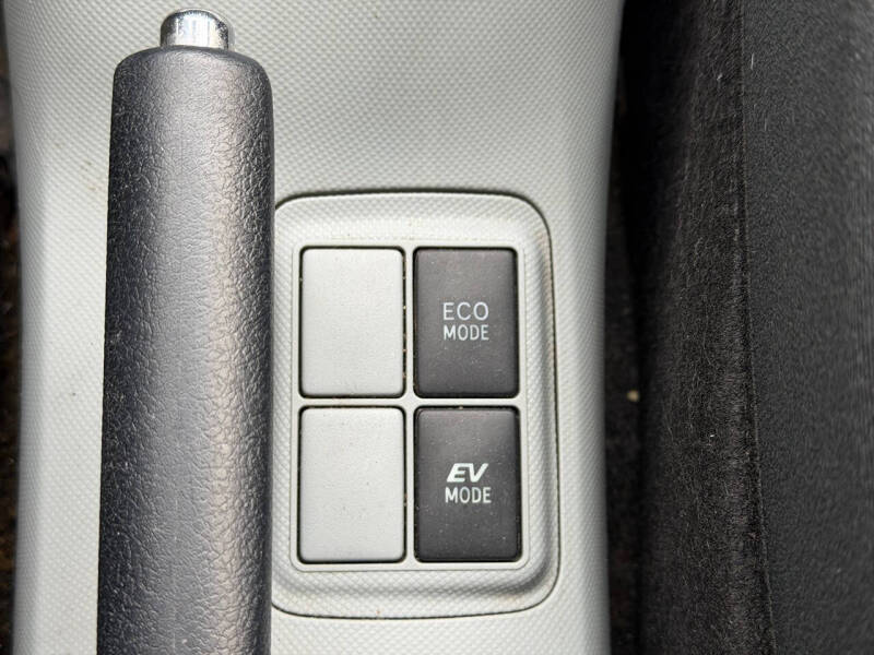 2013 Toyota Prius c Two